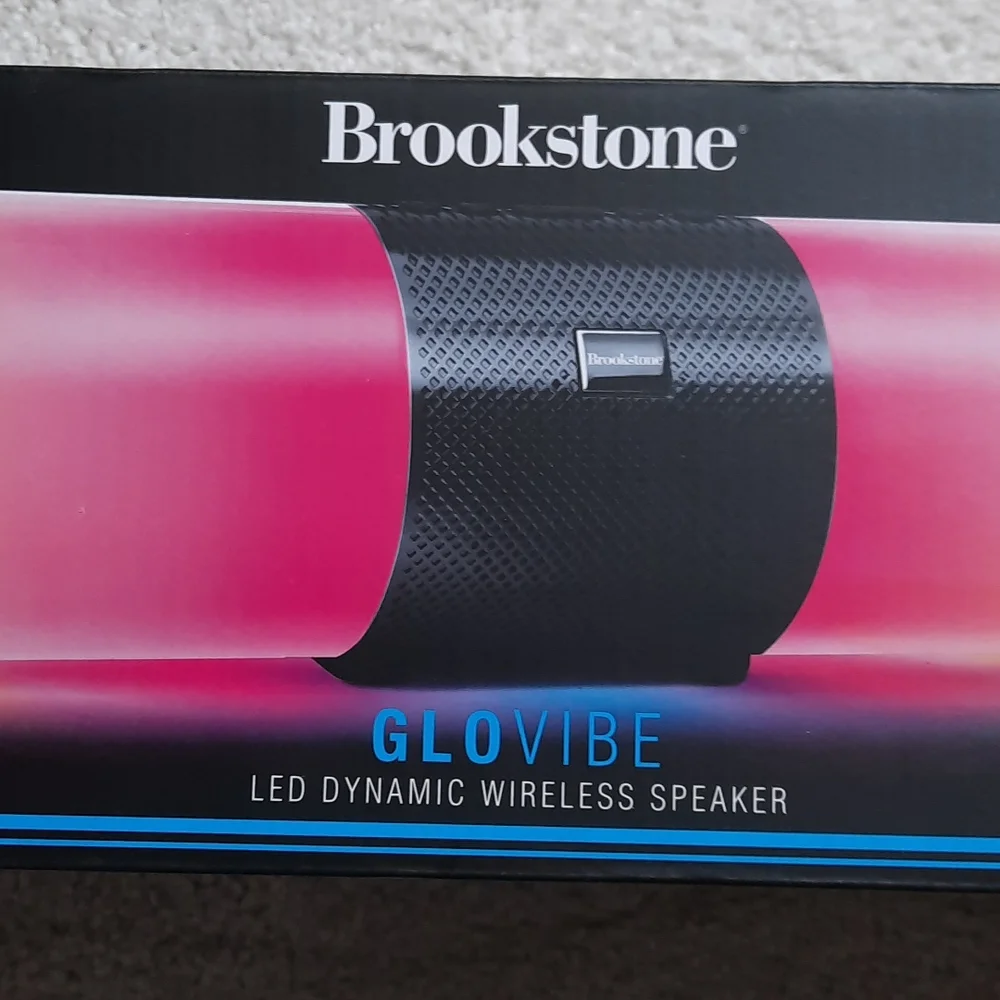 Brookstone LED dynamic wireless speaker - Picture 4 of 10